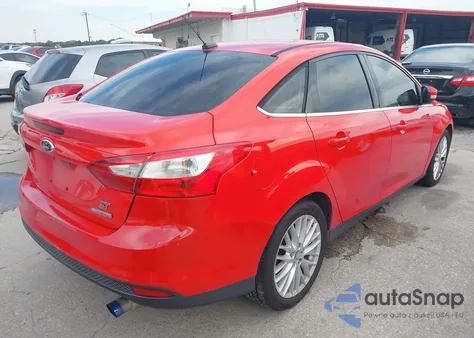 2012 Ford Focus Sel z USA, uszkodzony, nr VIN 1FAHP3H25CL327959
